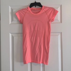 Lululemon Swiftly Tech tee